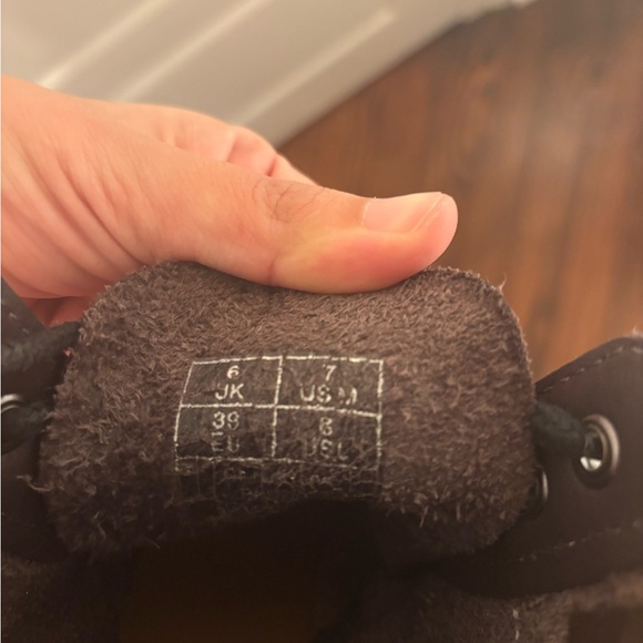 Dr. Martens Boots - Picture 6 of 6